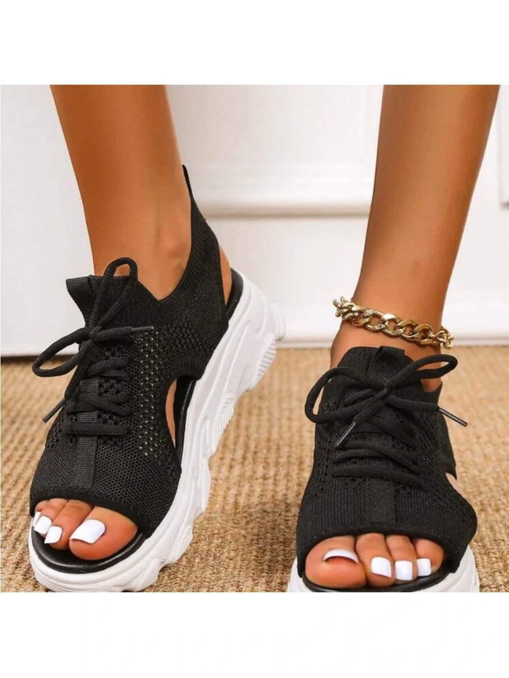Boutique Women’s Black & White Open-Toed Lace-Up Knit Sneakers Sandals⭐️⭐️Sz: 10